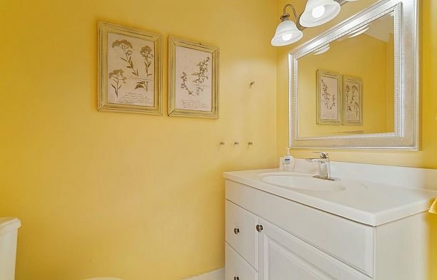 19 E 26th Avenue Main