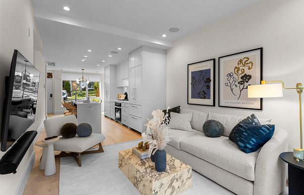 557 W 26th Avenue Cambie