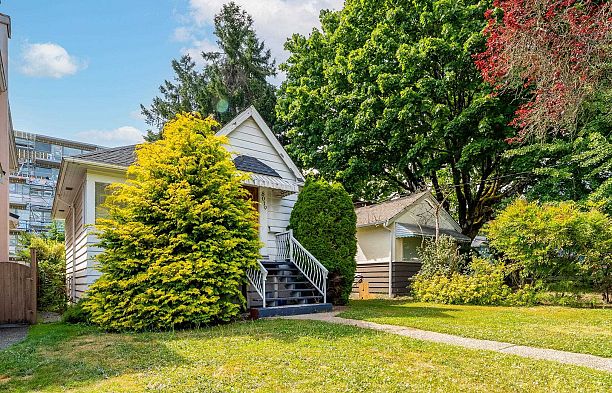 970 W 64th Avenue Marpole