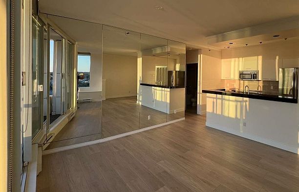 2204 1500 Hornby Street Yaletown