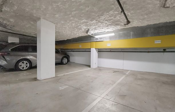 7619 Yukon Street Marpole