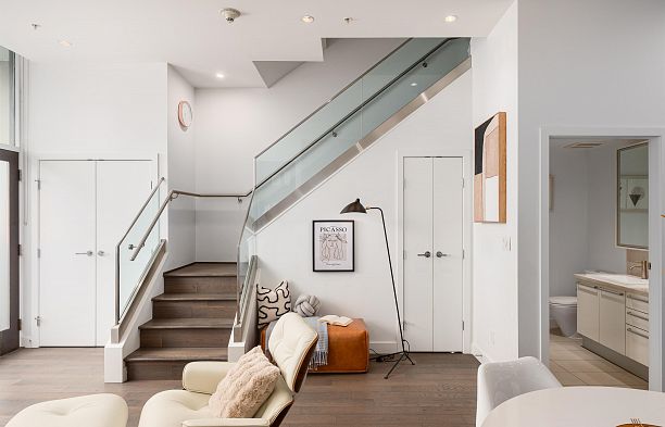 232 W 1st Avenue False Creek