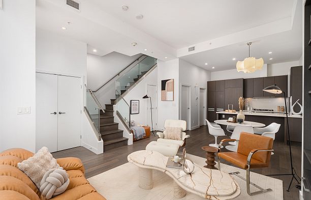 232 W 1st Avenue False Creek