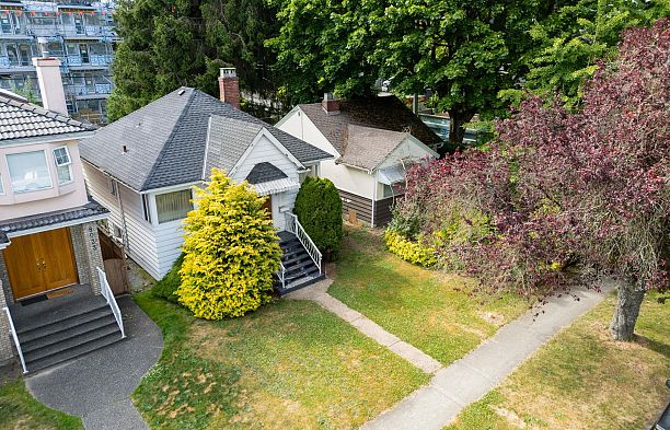 970 W 64th Avenue Marpole