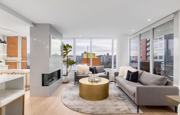 1603 33 Smithe Street Yaletown