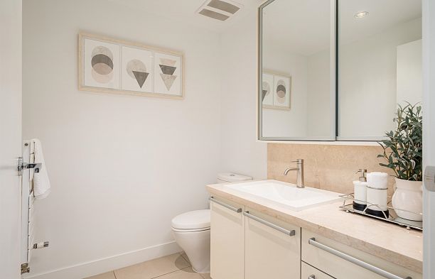 232 W 1st Avenue False Creek