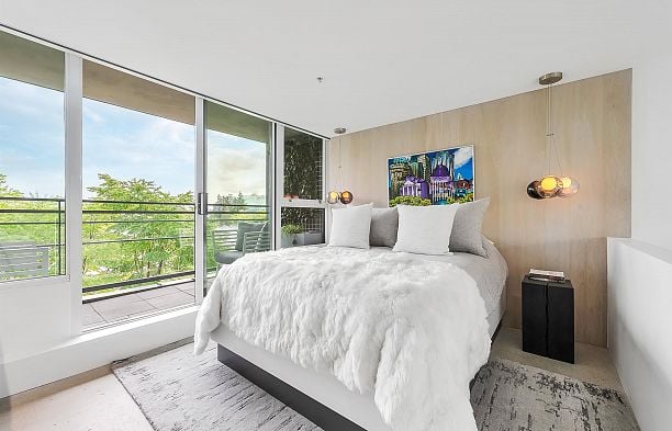 307 29 Smithe Mews Yaletown