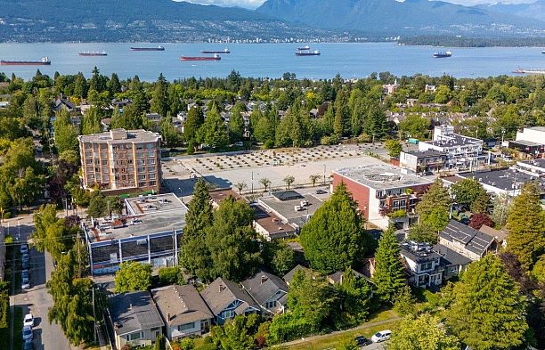 4579 W 11th Avenue Point Grey