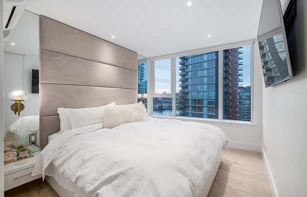 1603 33 Smithe Street Yaletown