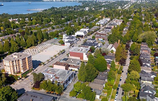 4579 W 11th Avenue Point Grey