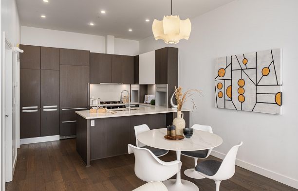 232 W 1st Avenue False Creek