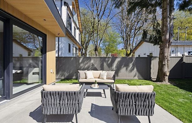 2 2626 W 41st Avenue Kerrisdale