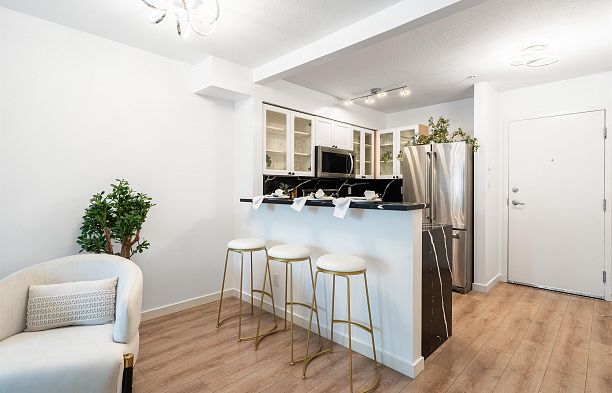 209 1503 W 65th Avenue S.W. Marine