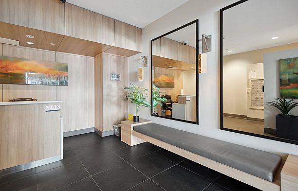 621 1783 Manitoba Street False Creek