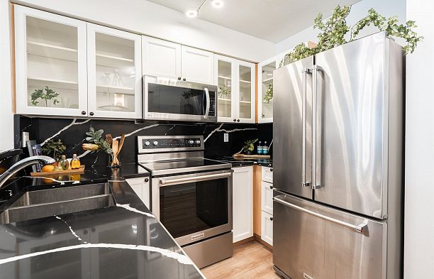 209 1503 W 65th Avenue S.W. Marine