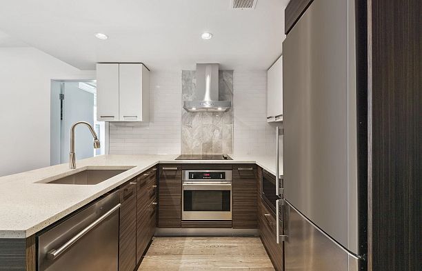 621 1783 Manitoba Street False Creek