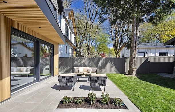 2 2626 W 41st Avenue Kerrisdale