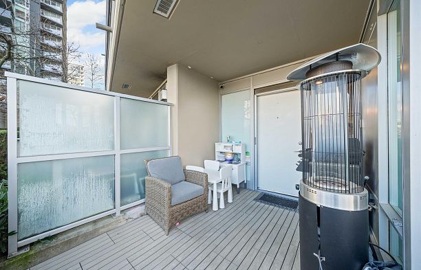 106 8 Smithe Mews Yaletown