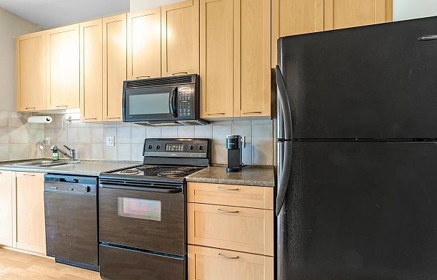 PH3 1503 W 65th Avenue S.W. Marine
