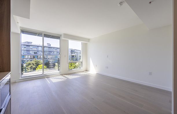 409 5212 Cambie Street Cambie