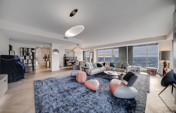 4701 1480 Howe Street Yaletown