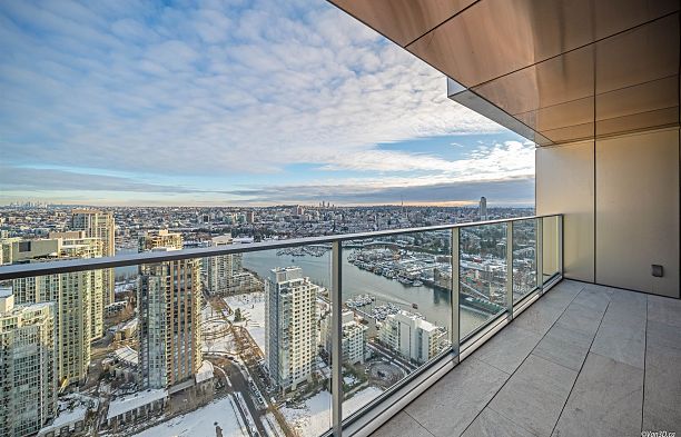 4701 1480 Howe Street Yaletown