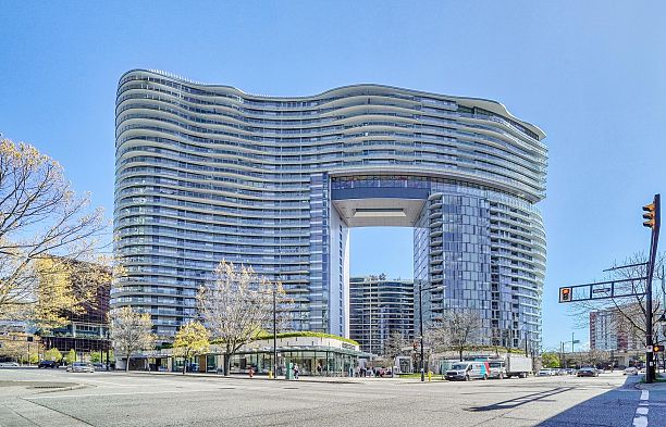 2006 89 Nelson Street Yaletown