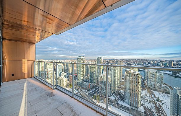 4701 1480 Howe Street Yaletown