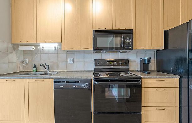 PH3 1503 W 65th Avenue S.W. Marine