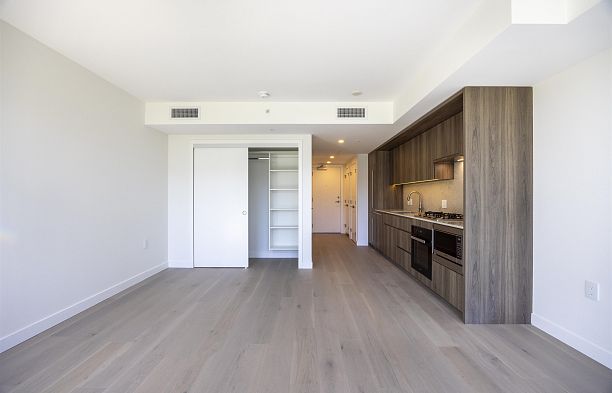 409 5212 Cambie Street Cambie