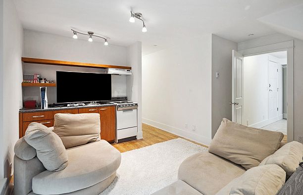3322 W 40th Avenue Dunbar