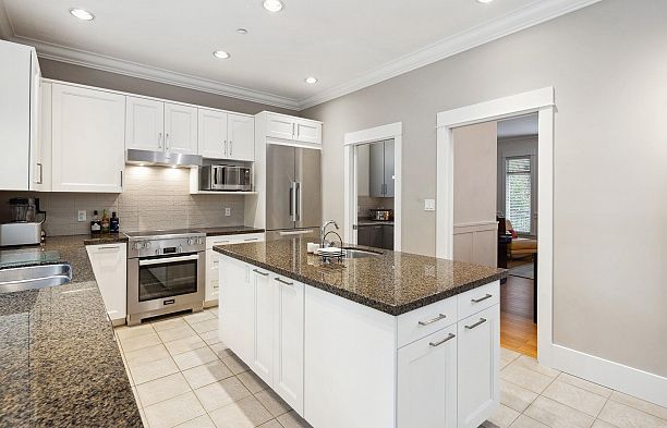 3322 W 40th Avenue Dunbar