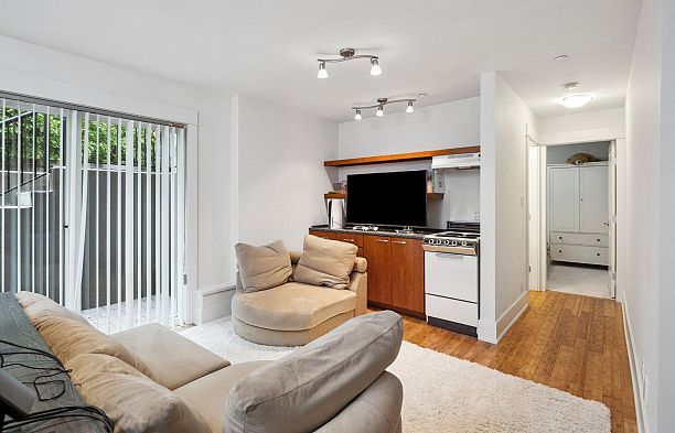 3322 W 40th Avenue Dunbar