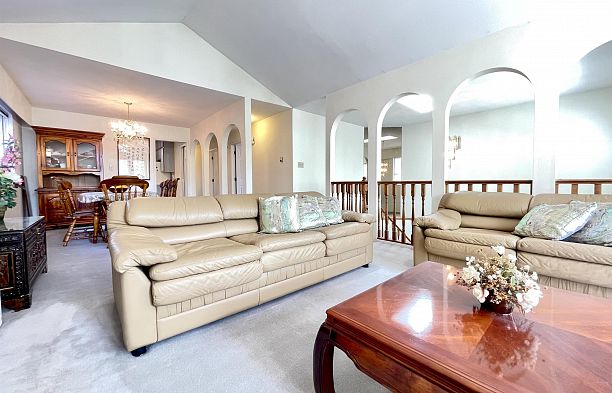 937 W 18th Avenue Cambie