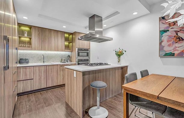 1207 1768 Cook Street False Creek