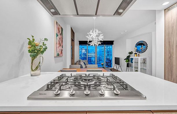 1207 1768 Cook Street False Creek