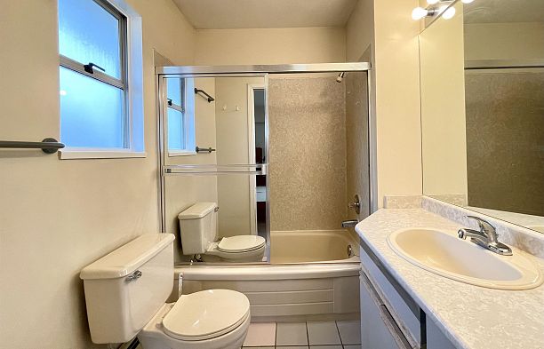 937 W 18th Avenue Cambie