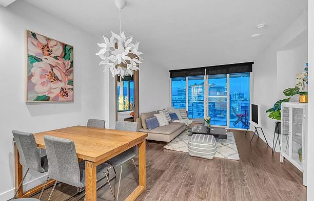 1207 1768 Cook Street False Creek