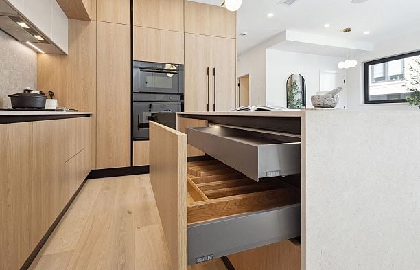 1 2626 W 41st Avenue Kerrisdale