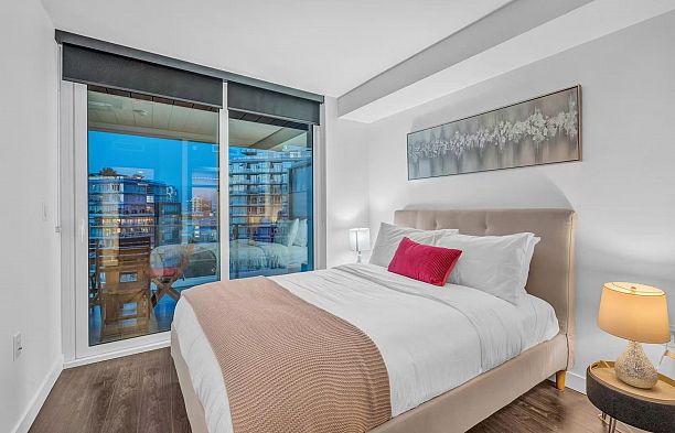 1207 1768 Cook Street False Creek
