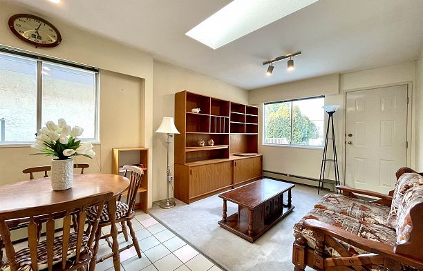 937 W 18th Avenue Cambie