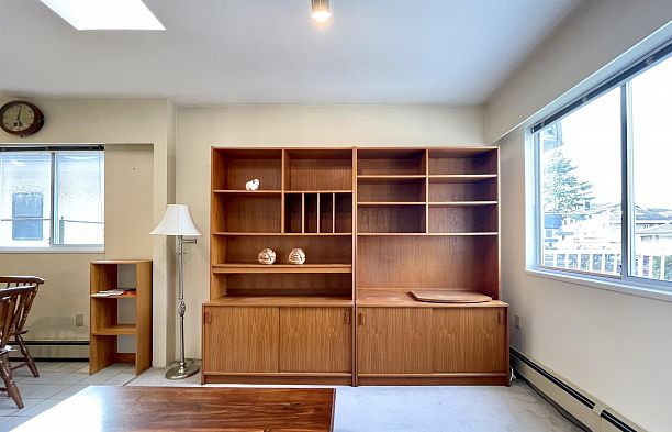 937 W 18th Avenue Cambie