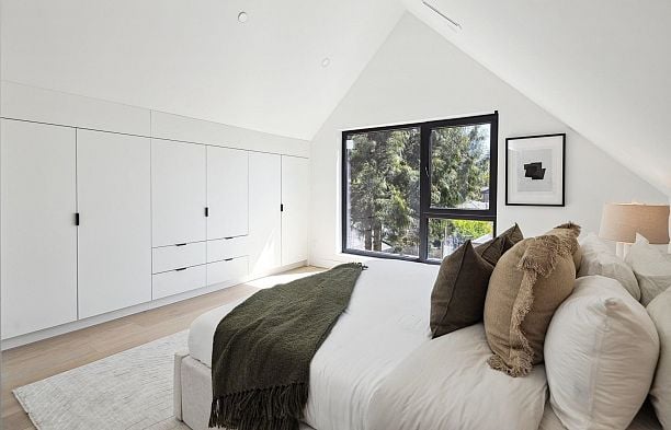 1 2626 W 41st Avenue Kerrisdale
