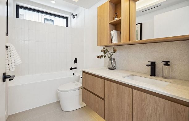 1 2626 W 41st Avenue Kerrisdale