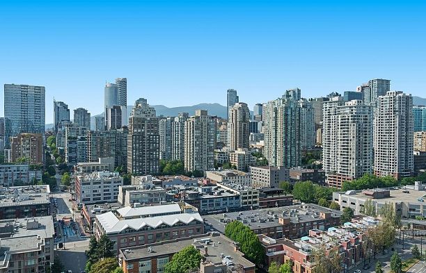 2705 193 Aquarius Mews Yaletown
