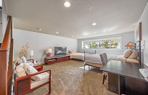 5483 Carnarvon Street Kerrisdale