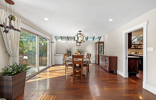 5483 Carnarvon Street Kerrisdale