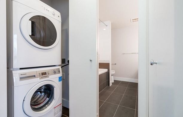 901 159 W 2ND AVENUE, Vancouver BC V5Y 0L8 False Creek