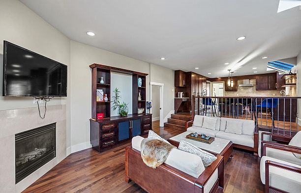 5483 Carnarvon Street Kerrisdale