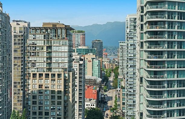 2705 193 Aquarius Mews Yaletown